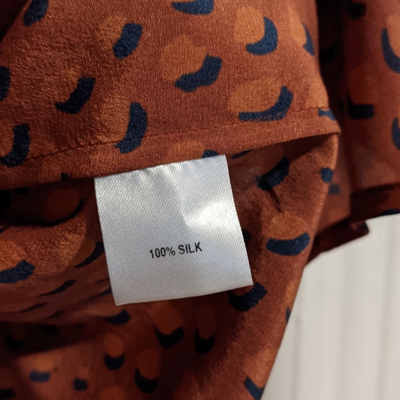 Tucker The Classic Blouse Rustic Dot in Crepe de Chine Silk Top Smocked Collar - Picture 7 of 10